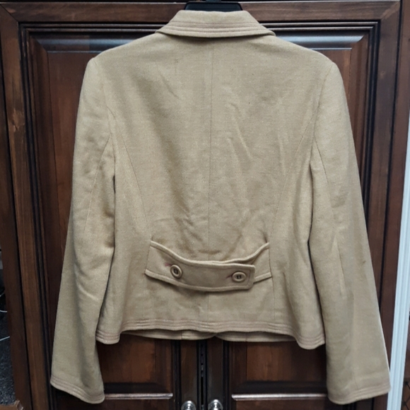 Gap Jacket - Picture 2 of 4